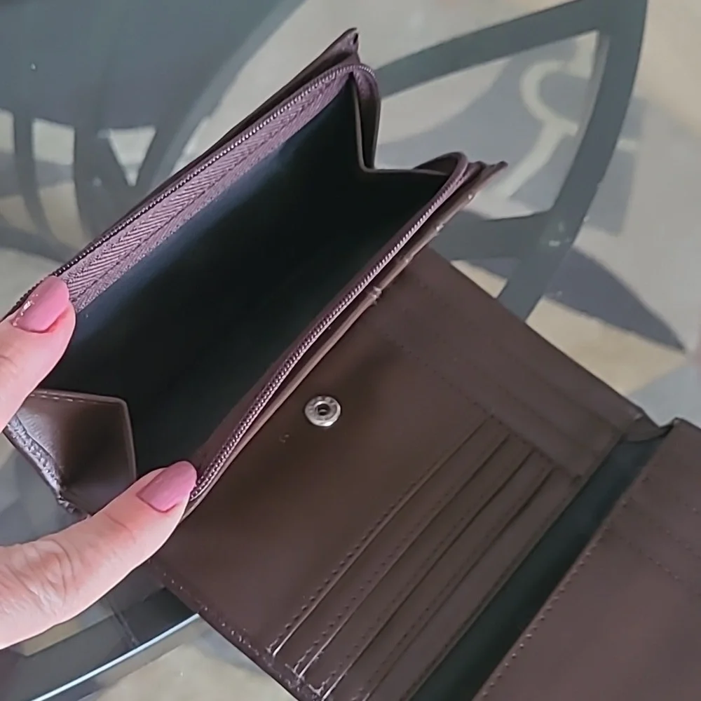 Buxton Leather Wallet ❤️